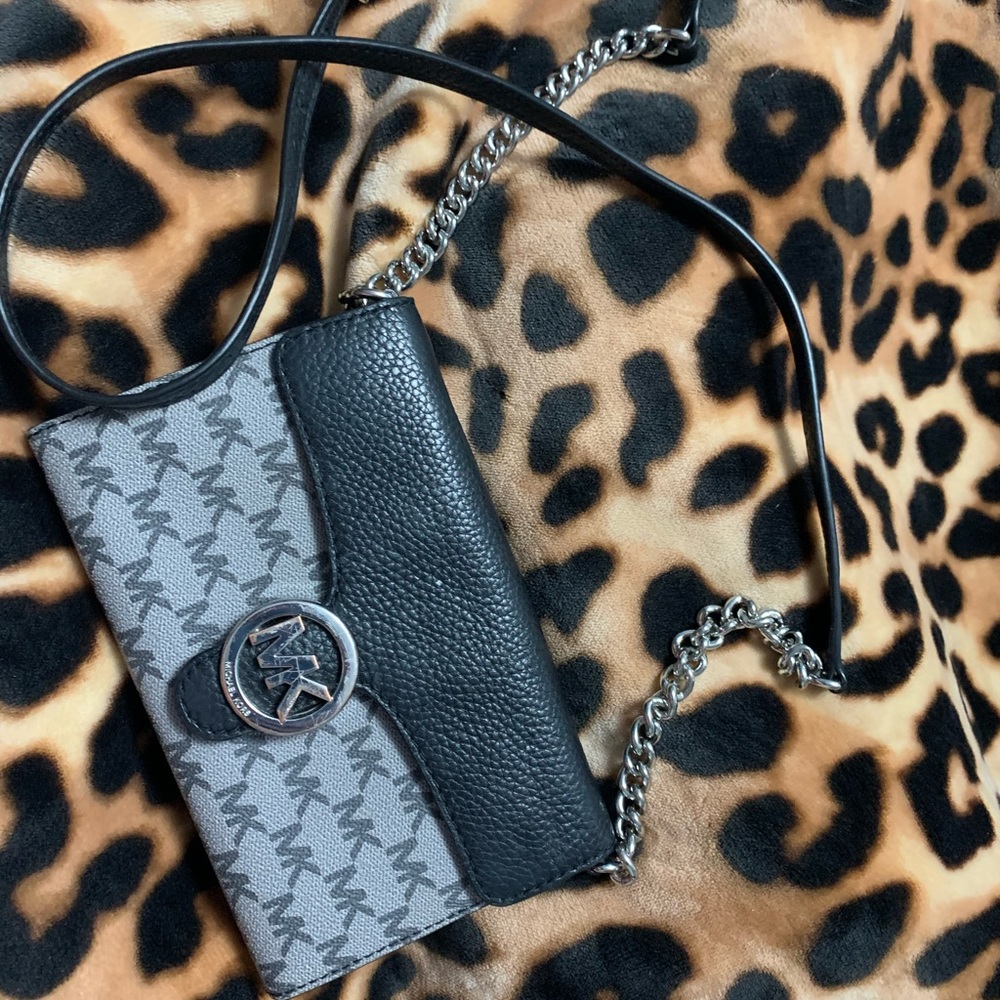 Michael Kors crossbody